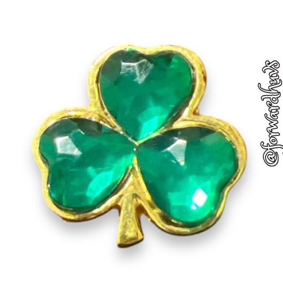 Bundle Sale 3 for $15 | Green Shamrock Gold Tone Pin - Picture 3 of 8